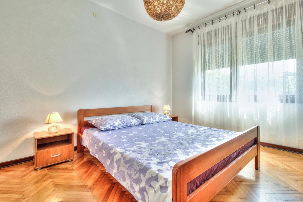 Lovric House With Apartments Умаг Екстериор снимка